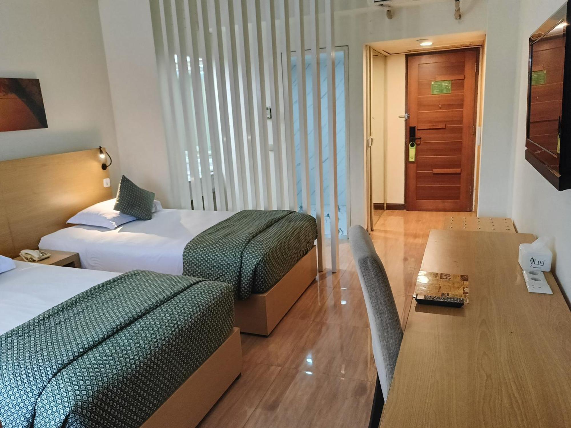 מאלאנג Lux Tychi Hotel מראה חיצוני תמונה